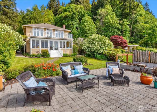 Property at 14010 SW Bates Rd, Vashon, WA 98070, 3 beds, 2.5 baths