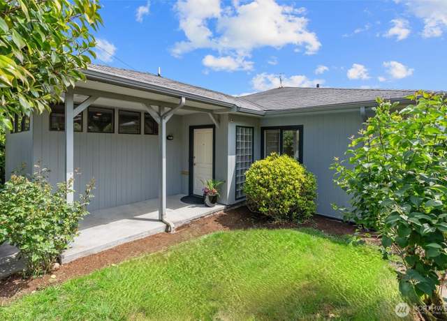 Property at 2922 5th Ave W, Seattle, WA 98119, 3 beds, 2 baths