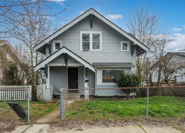 Property at 4321 S K St, Tacoma, WA 98418, 3 beds, 2 baths