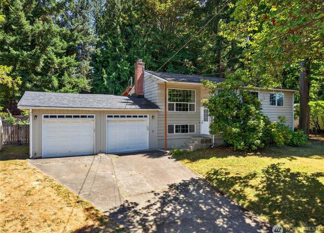 Property at 10914 126th Ave NE, Kirkland, WA 98033, 4 beds, 2 baths