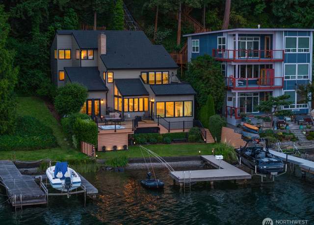 Property at 2002 W Lake Sammamish Pkwy NE, Redmond, WA 98052, 6 beds, 3.5 baths