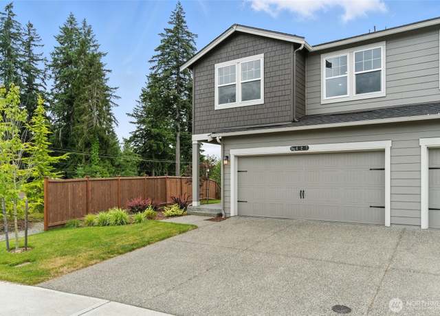 Property at 6427 Randolph Dr NE, Bremerton, WA 98311, 3 beds, 2.5 baths