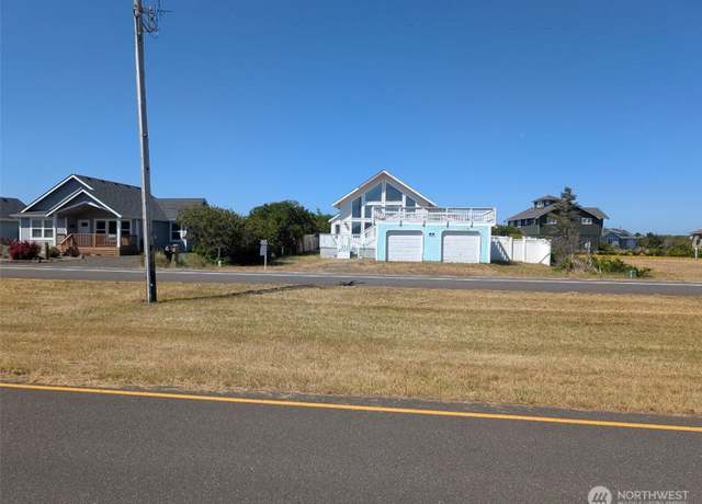 Property at 1249 E Ocean Shores Blvd SW, Ocean Shores, WA 98569, 1 bed, 1 bath