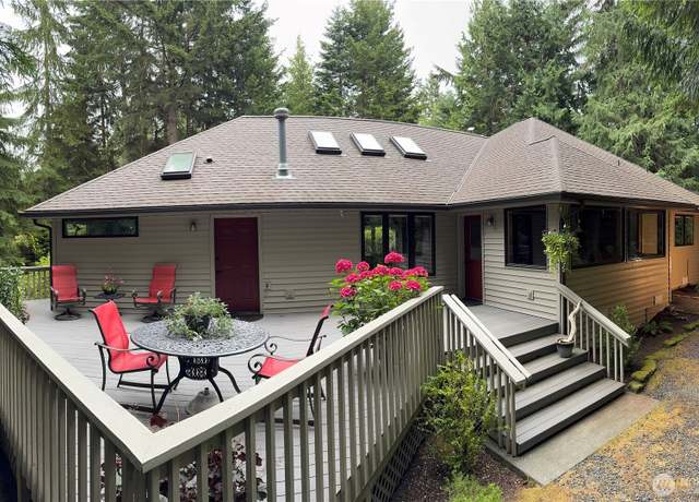Property at 201 Buck Loop Rd, Sequim, WA 98382, 3 beds, 2 baths