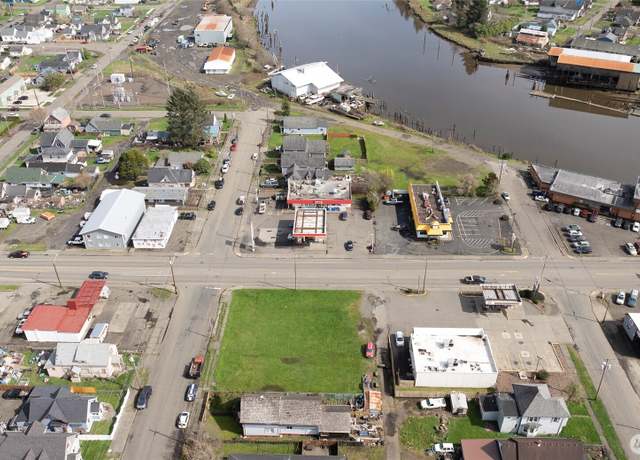 Property at 219 Lincoln St, Hoquiam, WA 98550