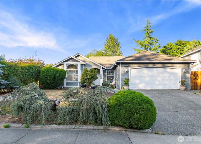 Property at 2022 S 15th St, Mount Vernon, WA 98274, 3 beds, 2 baths