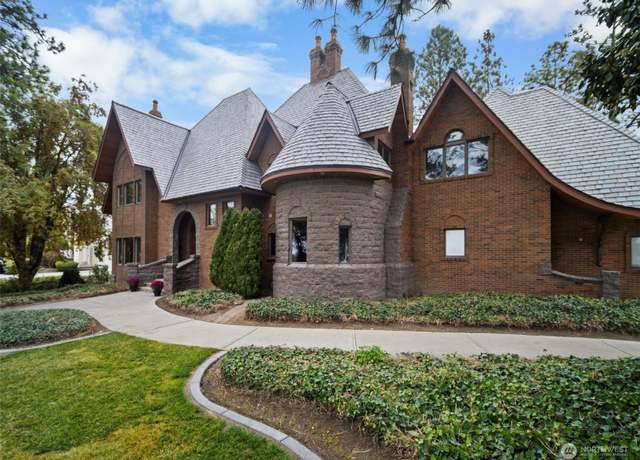 Property at 3505 S High Dr, Spokane, WA 99203, 5 beds, 3.5 baths