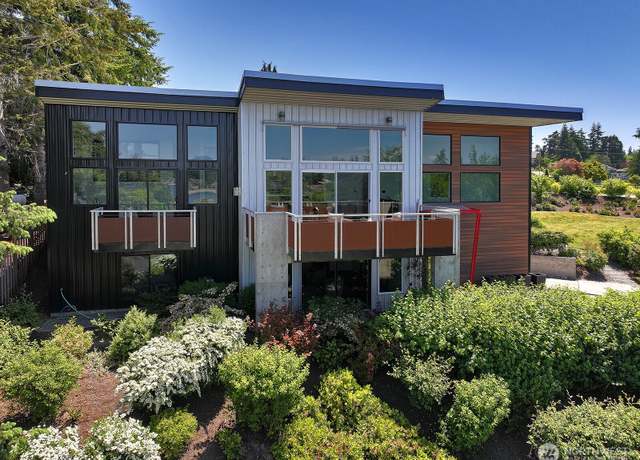 Property at 1649 Stewart Rd, Freeland, WA 98249, 3 beds, 3 baths
