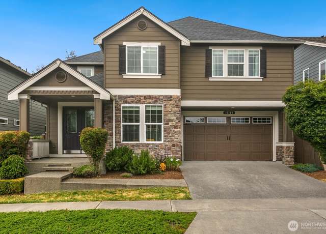 Property at 16302 SE 140th St, Renton, WA 98059, 5 beds, 3.5 baths