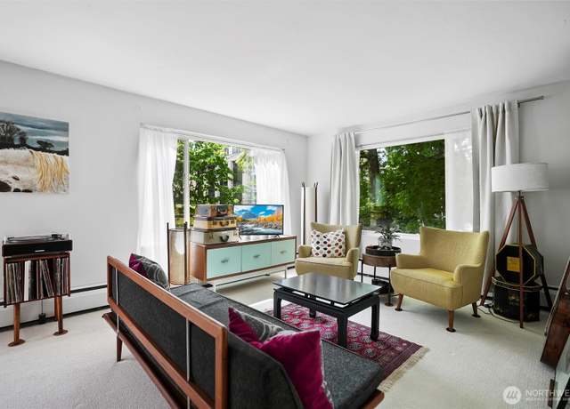 Property at 1200 Boylston Ave #301, Seattle, WA 98101, 1 bed, 1 bath