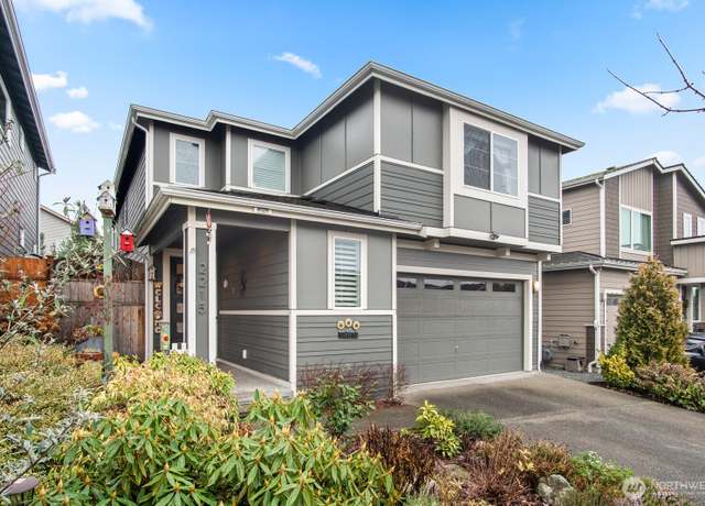 Property at 2215 115th Dr SE, Lake Stevens, WA 98258, 5 beds, 3 baths
