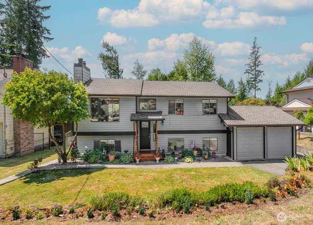 Property at 12602 Robinhood Ln, Snohomish, WA 98290, 4 beds, 3 baths