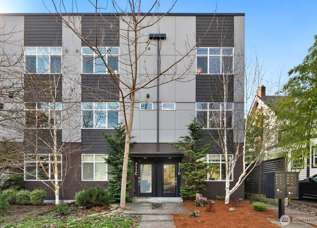 Property at 711 Federal Ave E Unit D, Seattle, WA 98102, 3 beds, 2.5 baths