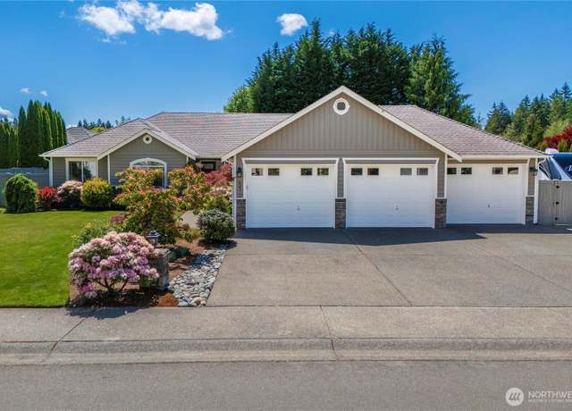 Property at 6412 111th St NW, Gig Harbor, WA 98332, 3 beds, 2.5 baths