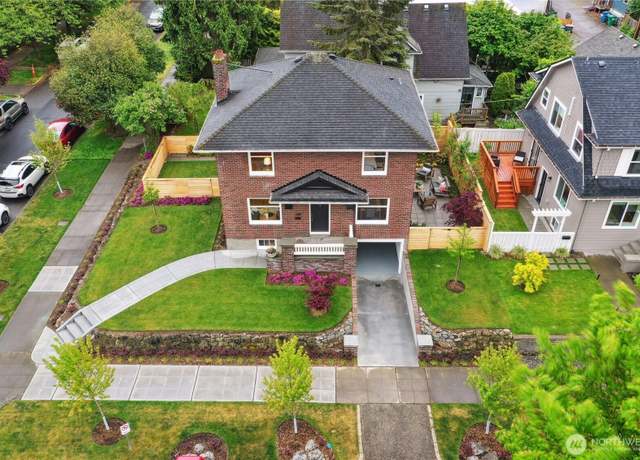 Property at 103 W Boston St, Seattle, WA 98119, 3 beds, 1.5 baths