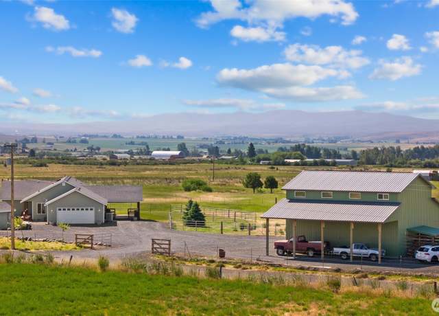 Property at 4620 Schnebly Rd, Ellensburg, WA 98926, 4 beds, 2 baths