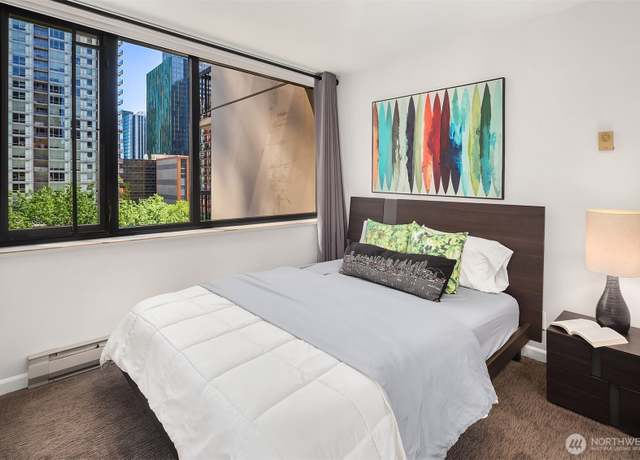 Property at 2100 3rd Ave #704, Seattle, WA 98121, 1 bath