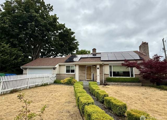 Property at 5404 SW Dakota St, Seattle, WA 98116, 2 beds, 2 baths