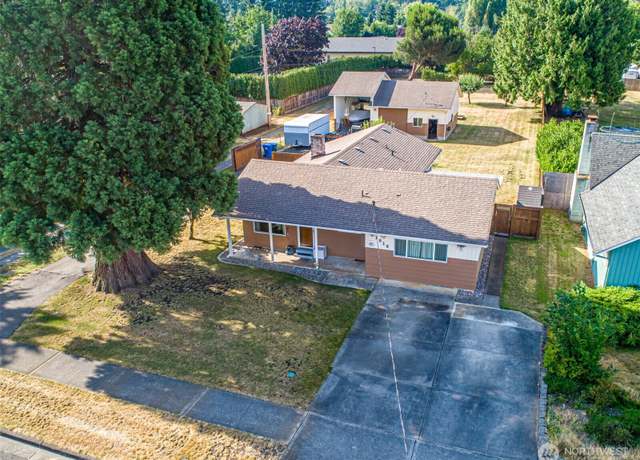Property at 1818 9th Ave SE, Puyallup, WA 98372, 4 beds, 1.5 baths