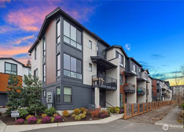 Property at 18320 96th Ln NE Unit B, Bothell, WA 98011, 3 beds, 3 baths