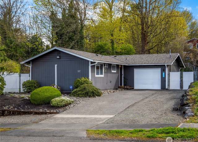Property at 8037 S Thompson Ave, Tacoma, WA 98408, 3 beds, 1 bath