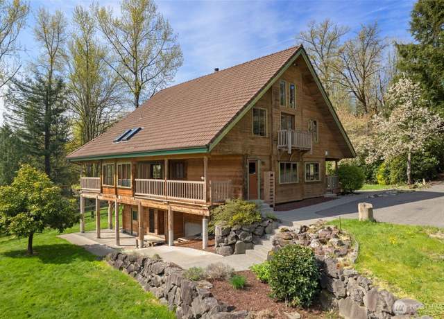 Property at 18608 259th Ave SE, Maple Valley, WA 98038, 3 beds, 2 baths