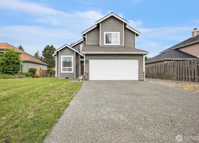 Property at 972 Rose Pl, Buckley, WA 98321, 3 beds, 2.5 baths