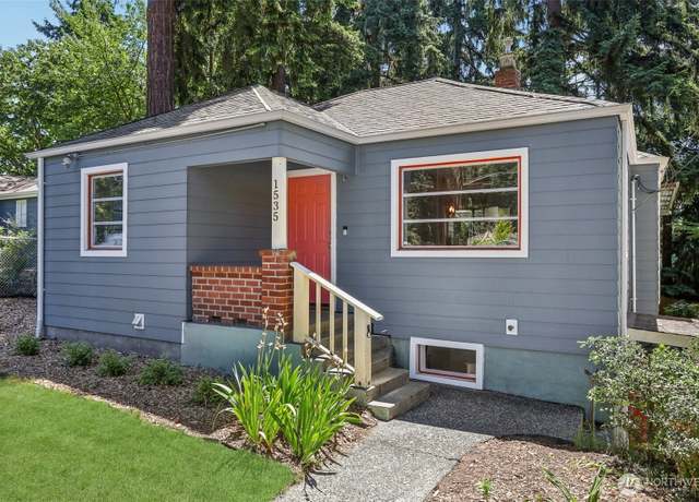 Property at 1535 NE 107th St, Seattle, WA 98125, 3 beds, 2 baths