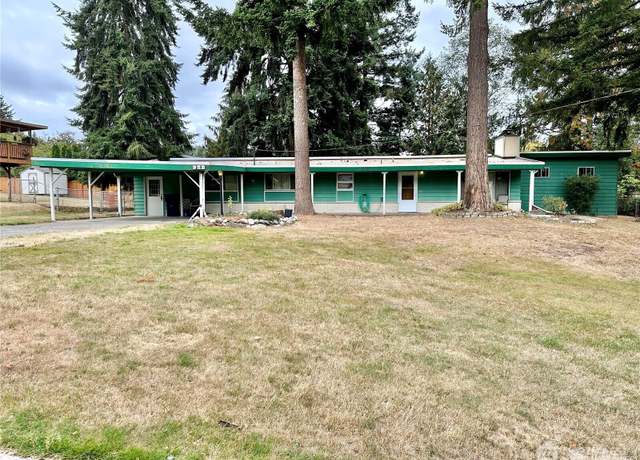 Property at 922 213 Pl SW, Lynnwood, WA 98036, 4 beds, 2 baths