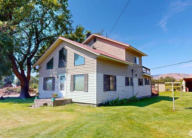Property at 79 Duck Lake Rd, Omak, WA 98841, 3 beds, 2.5 baths