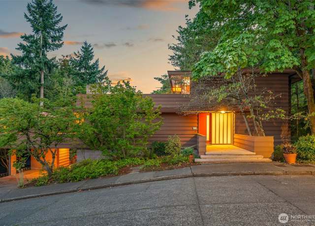 Property at 3303 S Massachusetts St, Seattle, WA 98144, 5 beds, 3 baths