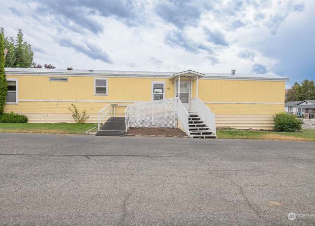 Property at 455 NE 9th St #43, East Wenatchee, WA 98802, 3 beds, 1 bath
