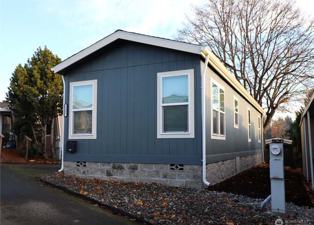 Property at 3255 S 181st St #97, Seatac, WA 98188, 2 beds, 1 bath