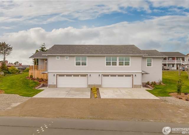 Property at 1401 Ocean Beach Blvd NW Unit A & B, Long Beach, WA 98631, 4 beds, 4 baths