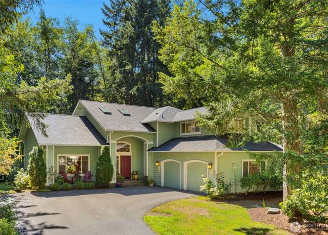 Property at 2041 NW Tregaten Ln, Poulsbo, WA 98370, 4 beds, 2.5 baths