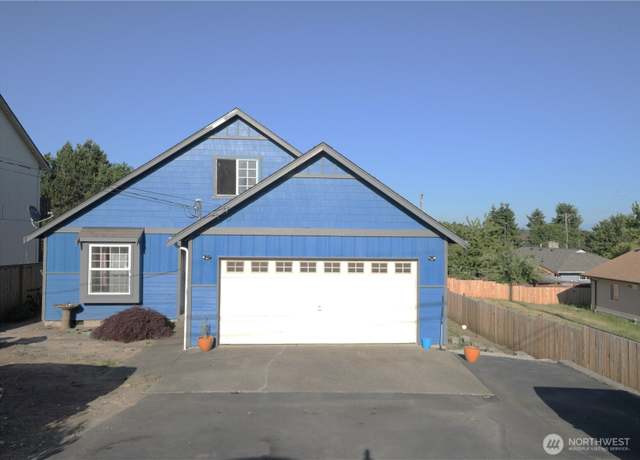 Property at 1305 Browns Point Blvd, Tacoma, WA 98422, 4 beds, 3 baths