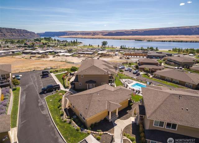 Property at 9108 Eagle Ln NW Unit A84, Quincy, WA 98848, 2 beds, 2 baths