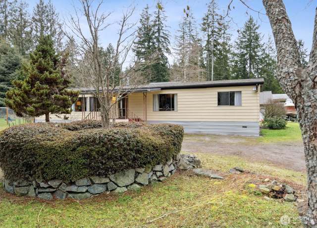 Property at 111 Kingsway NW, Bremerton, WA 98312, 3 beds, 2 baths