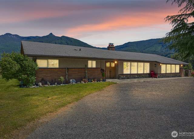 Property at 11164 US HWY 12, Randle, WA 98377, 3 beds, 1.5 baths