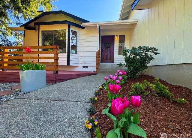 Property at 27526 26th Ave S, Federal Way, WA 98003, 3 beds, 2.5 baths