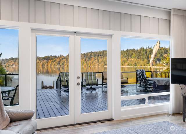 Property at 13532 Slice St, Anacortes, WA 98221, 2 beds, 2 baths