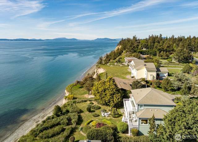 Property at 2029 West Beach Rd, Oak Harbor, WA 98277, 3 beds, 3 baths