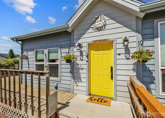Property at 1250 Sunlight Dr, Cle Elum, WA 98922, 3 beds, 2 baths