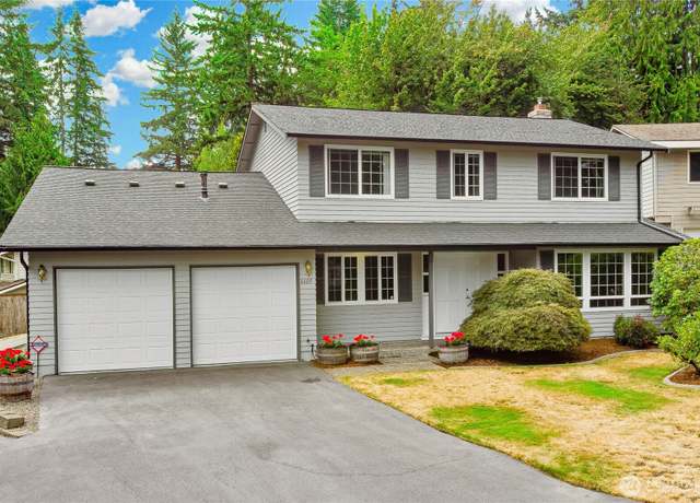 Property at 6609 141st Pl NE, Redmond, WA 98052, 4 beds, 2.5 baths