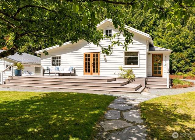 Property at 5396 Langley Rd, Langley, WA 98260, 2 beds, 2 baths