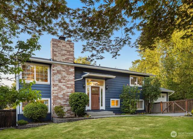 Property at 112 18th Ave, Kirkland, WA 98033, 4 beds, 2 baths