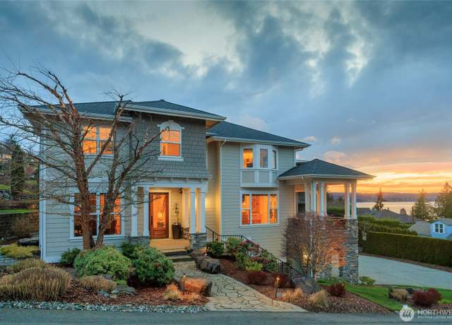 Property at 401 LaMar Dr, Mukilteo, WA 98275, 4 beds, 2.5 baths