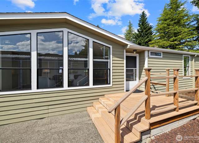 Property at 1427 100th St SW #27, Everett, WA 98204, 2 beds, 2 baths