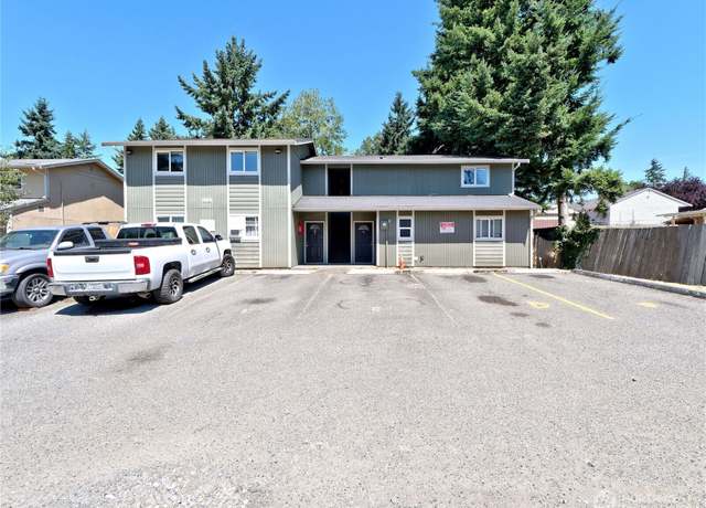 Property at 2716 S 256th Pl, Kent, WA 98032, 6 beds, 4 baths