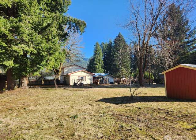 Property at 112 Combs Rd, Packwood, WA 98361, 3 beds, 1 bath